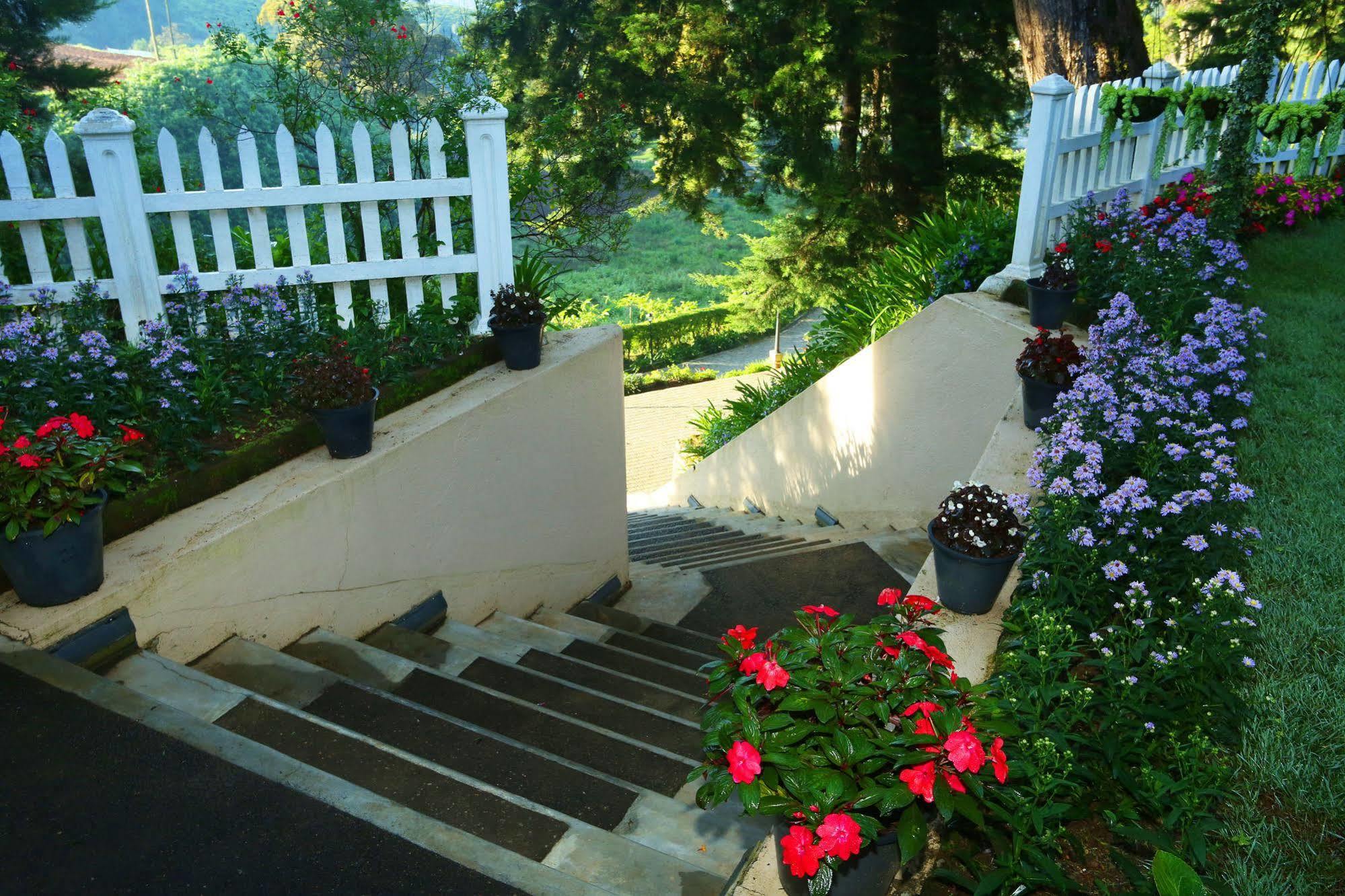 The Firs Villa Nuwara Eliya Exterior photo